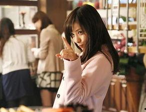 娱乐吃瓜酱女生抽烟,揭秘娱乐圈“吃瓜酱女生”的抽烟之谜