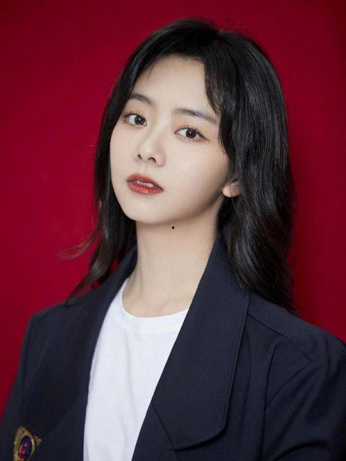 吃瓜娱乐谭松韵,吃瓜娱乐背后的真实人生